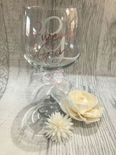 Load image into Gallery viewer, Personalised Gin Glasses POST ON FB logo
